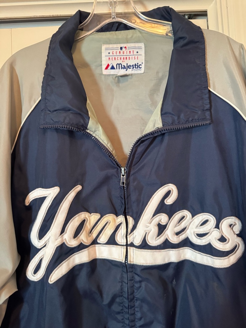 Vtg Majestic NY Yankees Blue Spell Out Nylon Wind Breaker Jacket XL 90's *stain - Picture 2 of 8